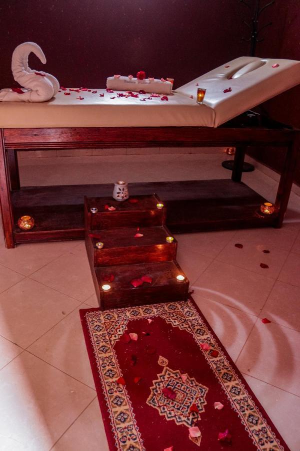 Salma Palms Hotel Meski Экстерьер фото